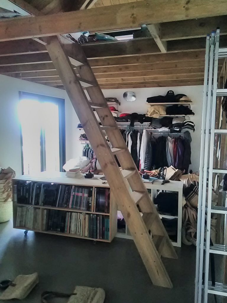 Escalier de meunier en bois