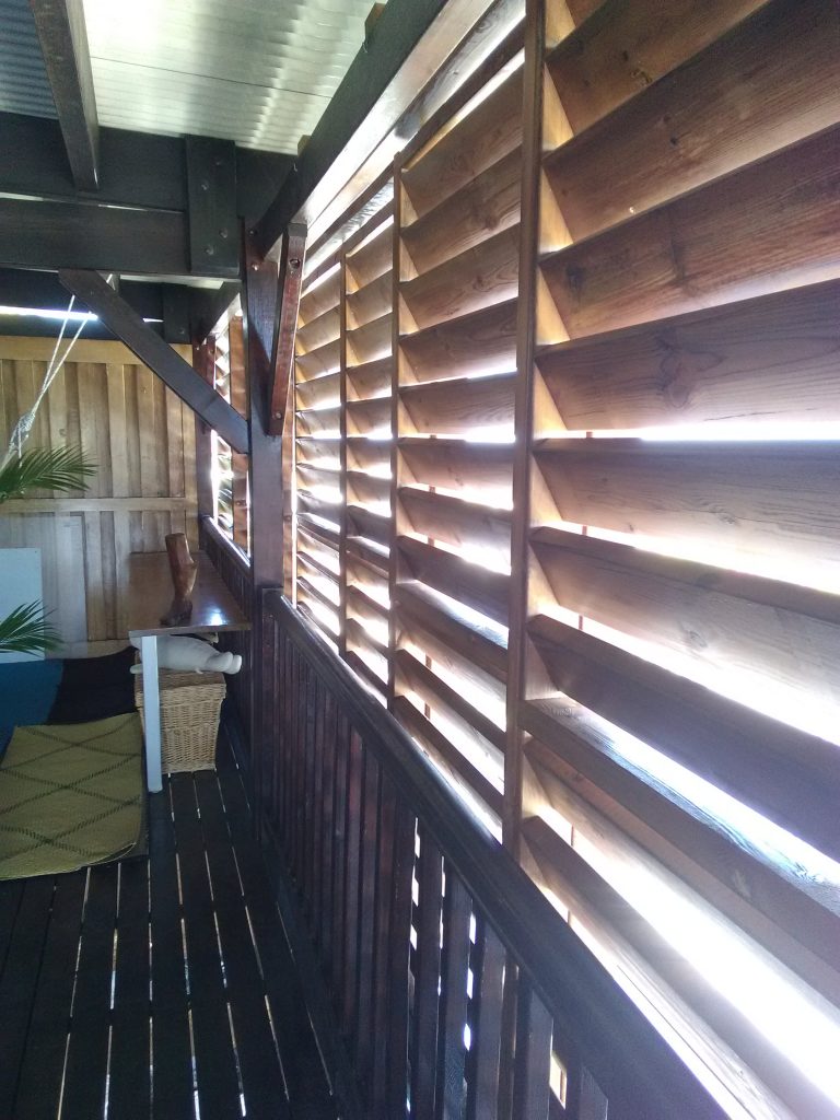 Brise-vue coulissant sur mesure en pin classe 4
